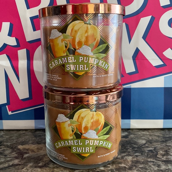 Bath & Body Works 3-Wick candles - Picture 2 of 7